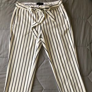 White/black stripe pant/slacks